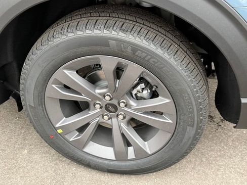 New 2026 Ford Explorer Active w/ Active Comfort Package image 10