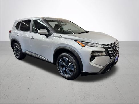 Used 2024 Nissan Rogue SV AWD/4WD image 10