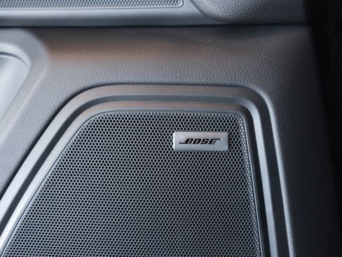 Certified 2026 Porsche Macan AWD/4WD image 24