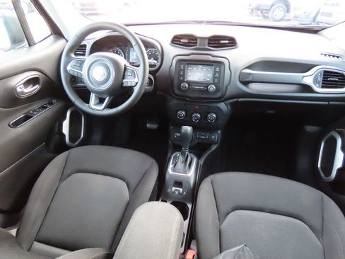 Used 2019 Jeep Renegade Sport w/ Sport Appearance Group image 16