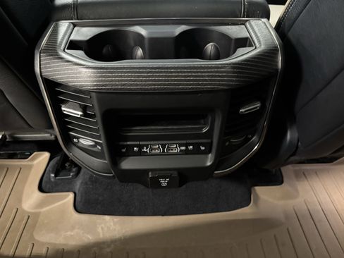 Used 2020 RAM 1500 Limited image 8