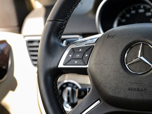 Used 2013 Mercedes-Benz ML 350 2WD image 17