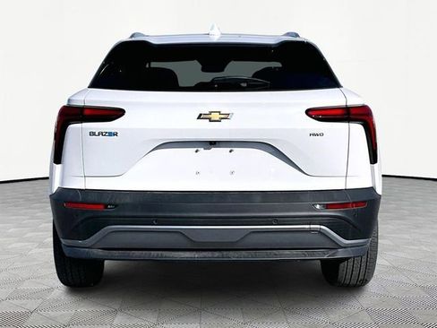 New 2026 Chevrolet Blazer EV LT image 5
