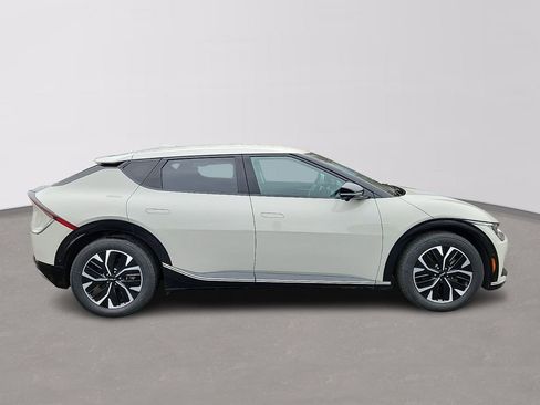 Certified 2023 Kia EV6 Wind w/ Wind Technology Package image 7