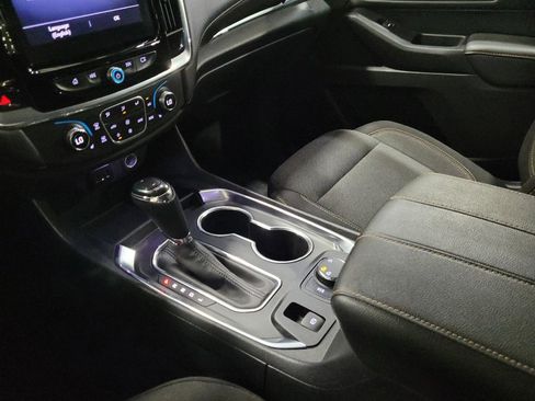 Used 2020 Chevrolet Traverse LT w/ LPO, Floor Liner Package AWD/4WD image 26