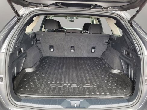 Used 2022 Subaru Outback Premium image 24