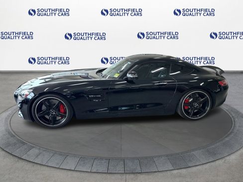 Used 2016 Mercedes-Benz AMG GT S image 3