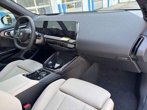 Used 2026 BMW X3 xDrive30 w/ Premium Package AWD/4WD image 24
