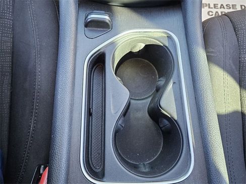 Used 2016 Chrysler 200 Limited image 19