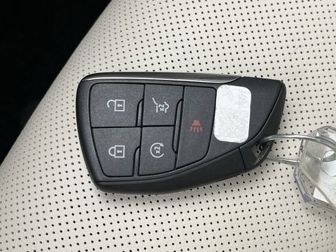 Certified 2023 Buick Envision Avenir AWD/4WD image 30
