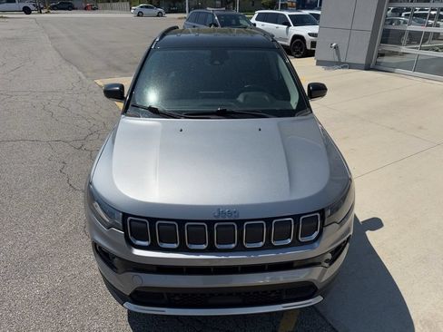 Used 2022 Jeep Compass Limited AWD/4WD image 10