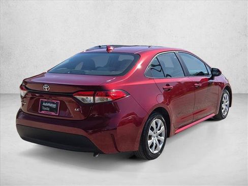 Used 2024 Toyota Corolla LE FWD image 5