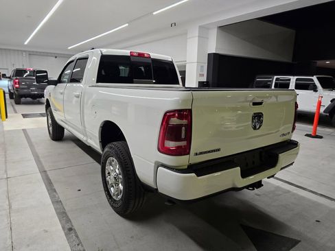 Used 2024 RAM 2500 Laramie AWD/4WD image 4