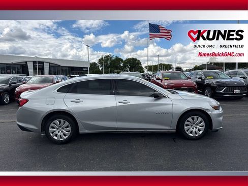 Used 2016 Chevrolet Malibu L FWD image 11