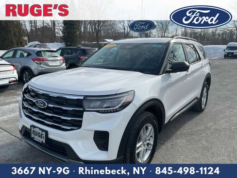 Used 2025 Ford Explorer Active image 8