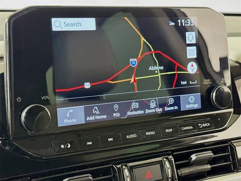 Used 2023 Nissan Pathfinder SL image 11