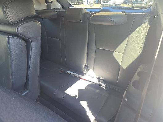 Used 2022 Toyota Highlander L FWD image 6