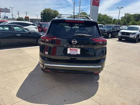 New 2026 Nissan Rogue Platinum AWD/4WD image 6