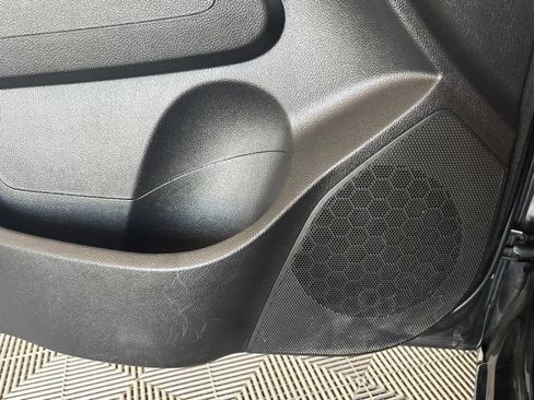 Used 2015 Chevrolet Sonic LT FWD image 13