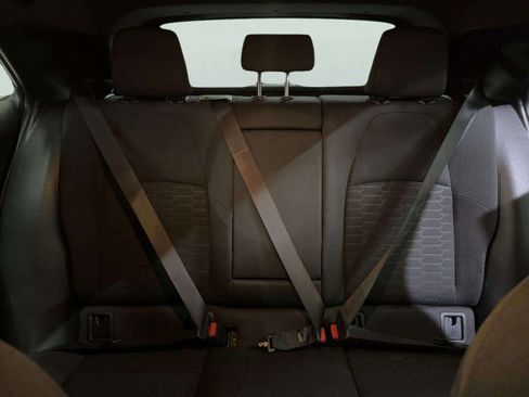 Used 2019 Toyota Corolla SE image 44