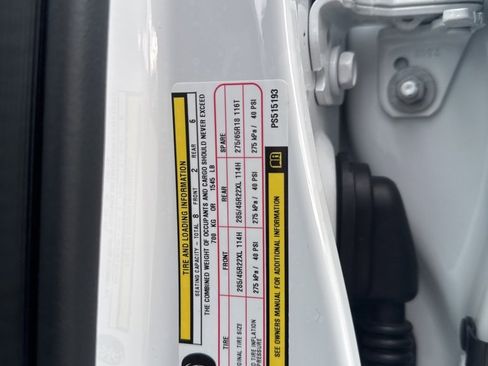 Used 2023 Jeep Wagoneer Series III w/ Premium Group I image 28