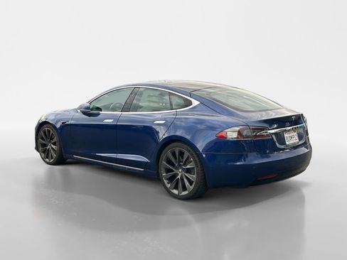Used 2021 Tesla Model S Long Range Plus AWD/4WD image 3