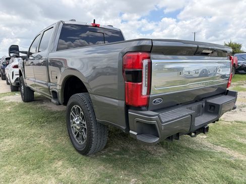 Used 2024 Ford F250 Limited w/ FX4 Off-Road Package AWD/4WD image 2