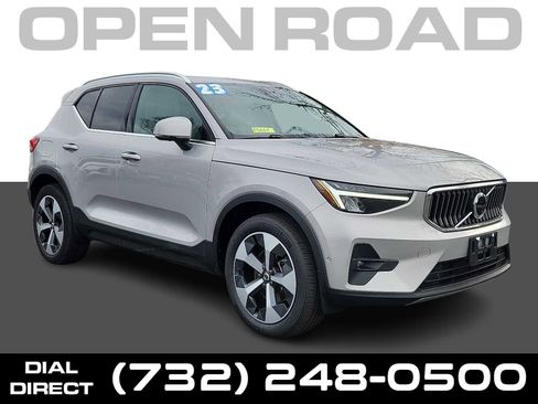 Certified 2023 Volvo XC40 B5 Plus w/ Protection Package Premier image 1