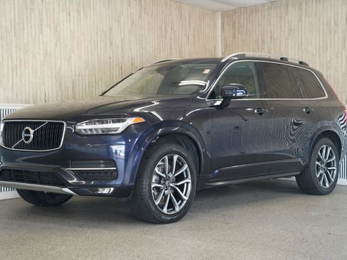 Used 2019 Volvo XC90 T6 Momentum w/ Protection Package Premier AWD/4WD image 4