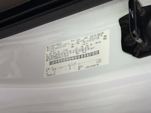 Used 2017 Ford F250 XL w/ Power Equipment Group AWD/4WD image 30