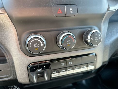 New 2024 RAM 3500 Tradesman w/ Chrome Appearance Group image 10