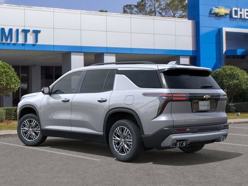 New 2026 Chevrolet Traverse LT w/ LPO, Floor Liner Package AWD/4WD image 3