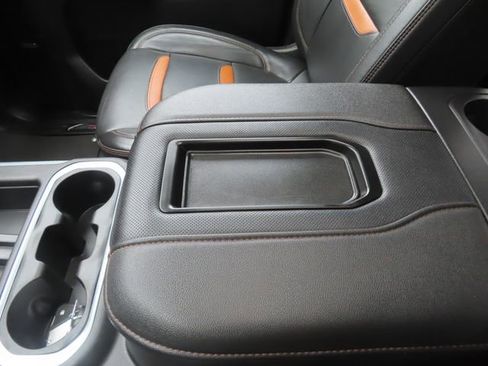 Used 2021 GMC Sierra 1500 AT4 w/ AT4 Value Package image 38