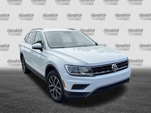 Used 2018 Volkswagen Tiguan SE image 5