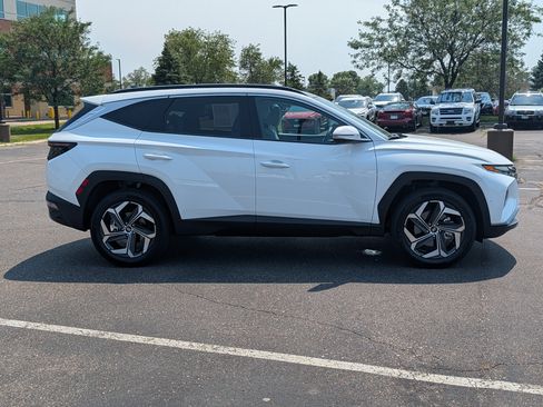 Used 2024 Hyundai Tucson Limited AWD/4WD image 6