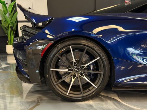 Used 2022 McLaren 765LT RWD image 10
