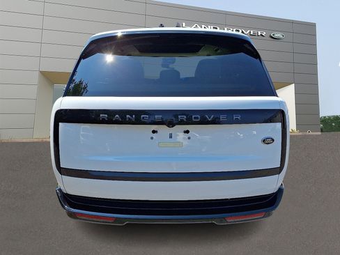 Certified 2023 Land Rover Range Rover SE image 7