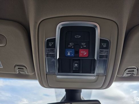 Used 2019 RAM 1500 Limited w/ Trailer Tow Group AWD/4WD image 23
