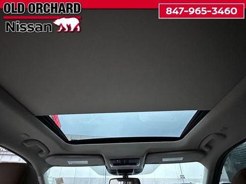 Used 2024 Nissan Rogue Platinum AWD/4WD image 13