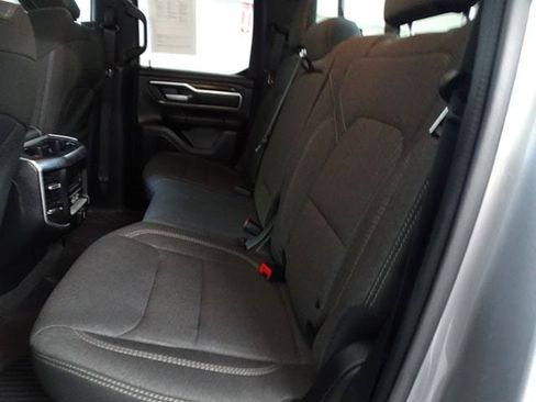 Used 2019 RAM 1500 Big Horn AWD/4WD image 4
