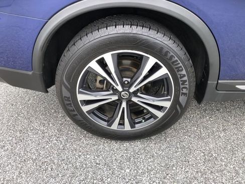 Used 2018 Nissan Rogue SL FWD image 10