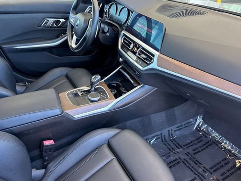 Used 2019 BMW 330i Sedan RWD image 16