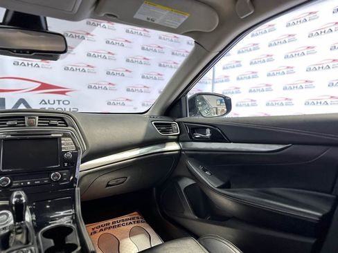 Used 2022 Nissan Maxima SV w/ Floor Mat Group image 18