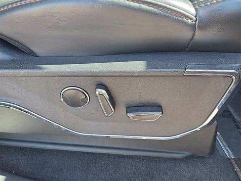 Used 2023 Ford F150 Platinum image 15