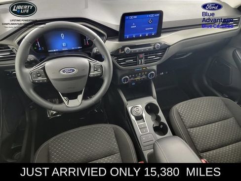 Used 2023 Ford Escape Active AWD/4WD image 32