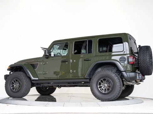 Used 2023 Jeep Wrangler Unlimited Rubicon 392 AWD/4WD image 16