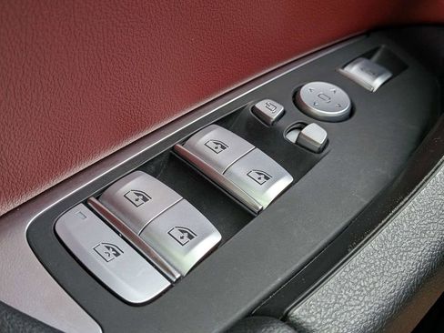 Used 2024 BMW X3 M40i w/ Parking Assistance Package image 27