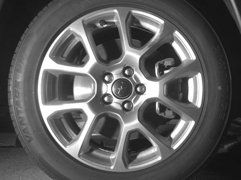 Used 2025 Jeep Compass Limited image 13