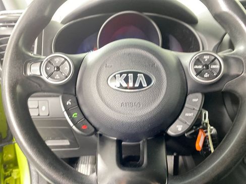Used 2015 Kia Soul image 12