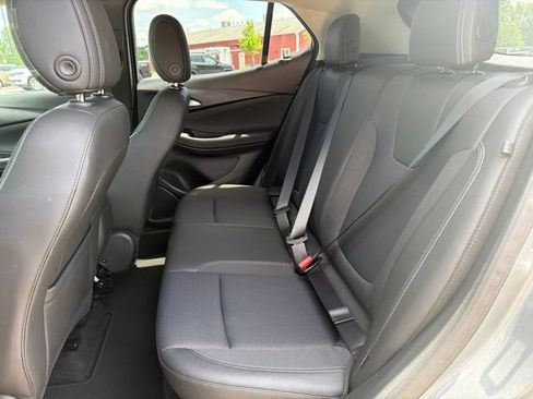 Used 2025 Buick Encore GX Preferred FWD image 9